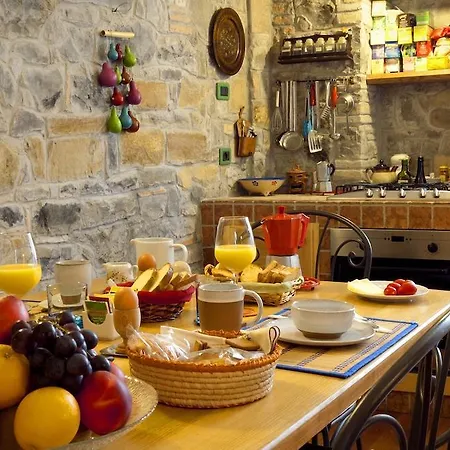 Bed & Breakfast Petra Triëst